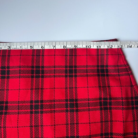 Moon Red Plaid Flounce Hem Skirt – Size Small - Picture 3 of 7